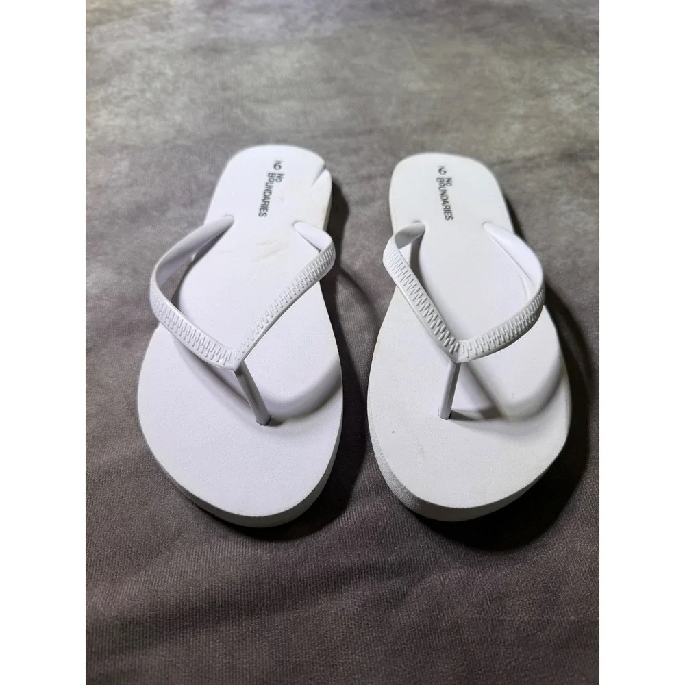 No Boundaries Mens White Flip Flop Sandals Size 9 Thong Beach Shoes 0166